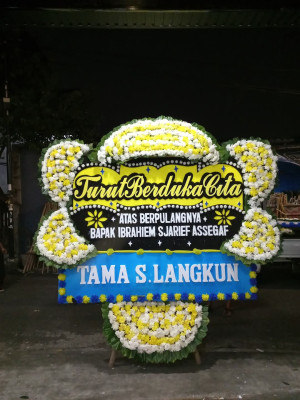 Papan Bunga Duka di Kambo