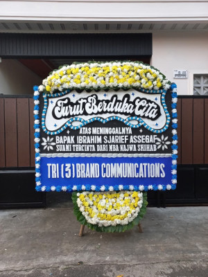 Papan Bunga Duka di Kambo
